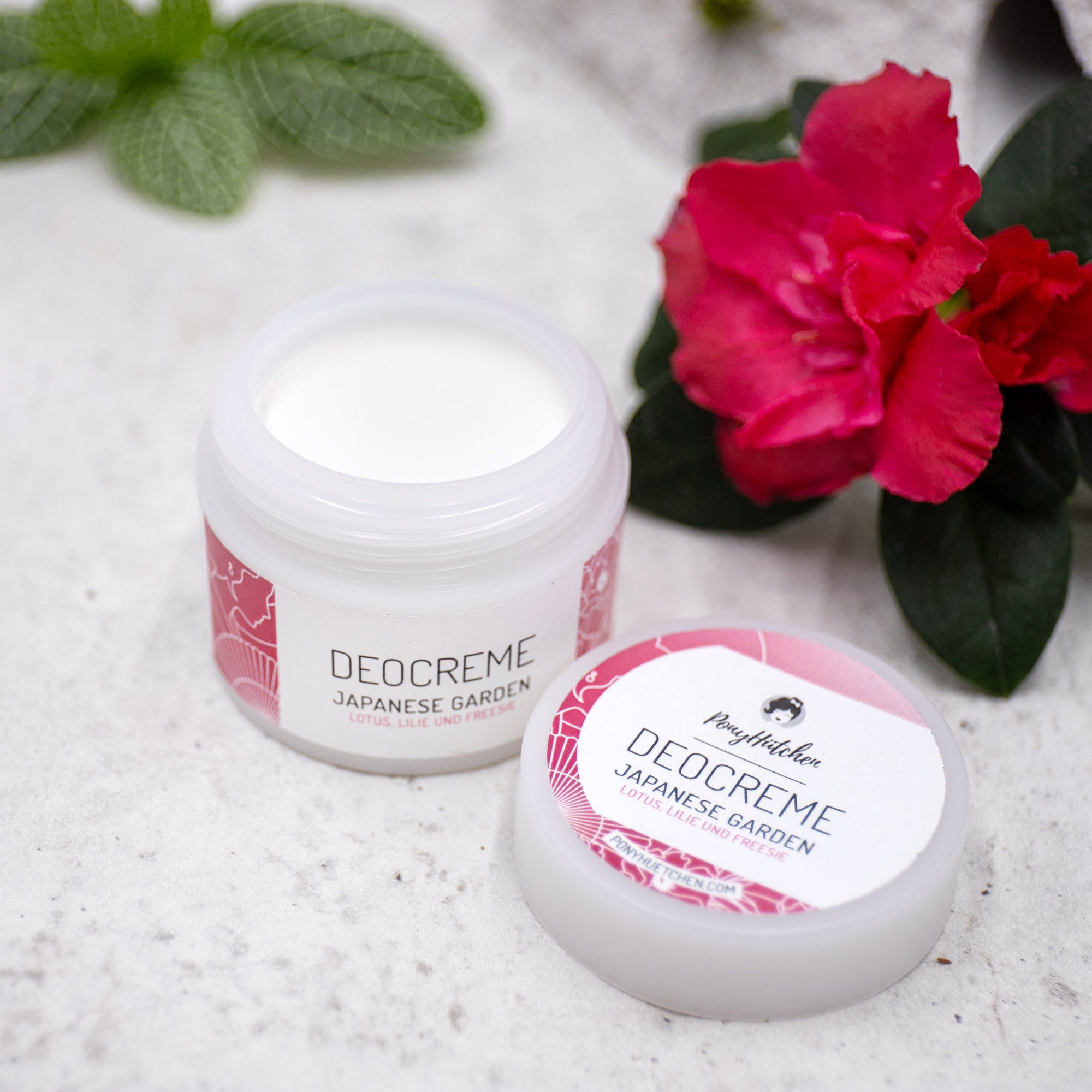 Deocreme Japanese Garden - Limited Edition